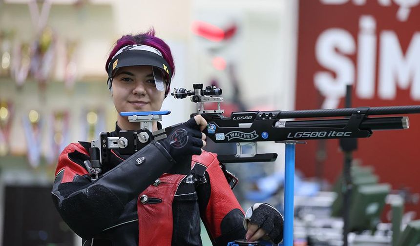 Milli atıcı Elif Berfin, gözünü dünya şampiyonalarına dikti