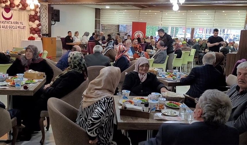 Samsun’da evlilikleri 40 yılı aşan çiftlere özel program düzenlendi