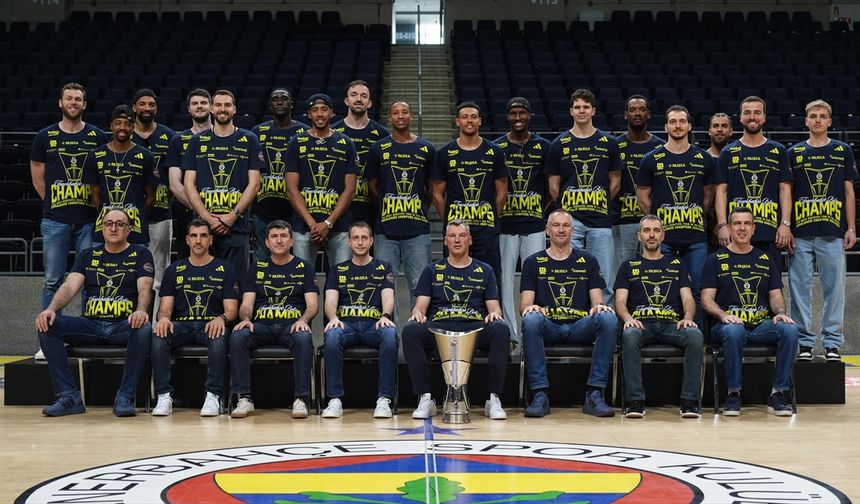 THY Avrupa Ligi şampiyonu Fenerbahçe Beko, basın mensuplarıyla bir araya geldi