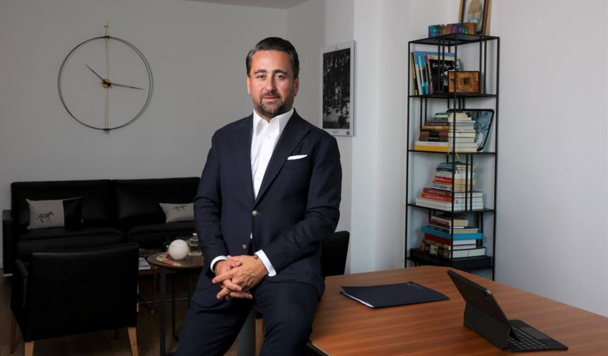 Türk Telekom, "Erişilebilir Tiyatro" projesiyle engelli sanatseverlere tiyatro deneyimi sunuyor