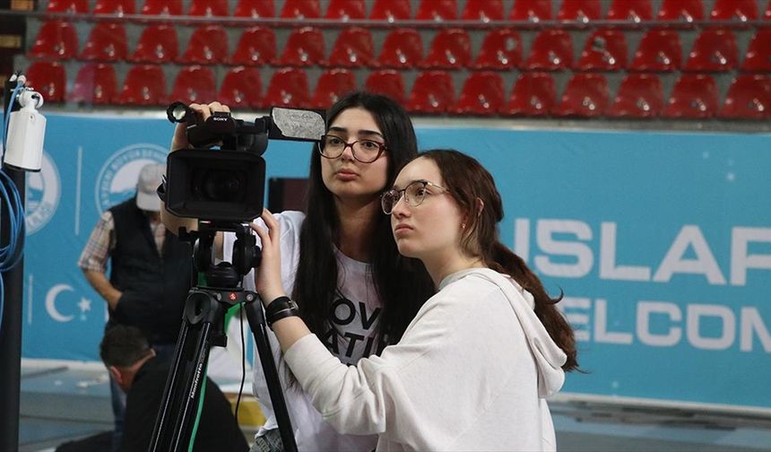 "Uluslararası MEB Robot Yarışması" için sahayı öğrenciler hazırladı