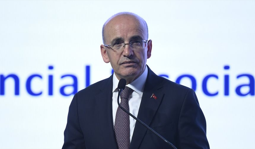 Bakan Şimşek, Dünya Bankasının Türkiye'nin büyüme tahminini yükseltmesini değerlendirdi