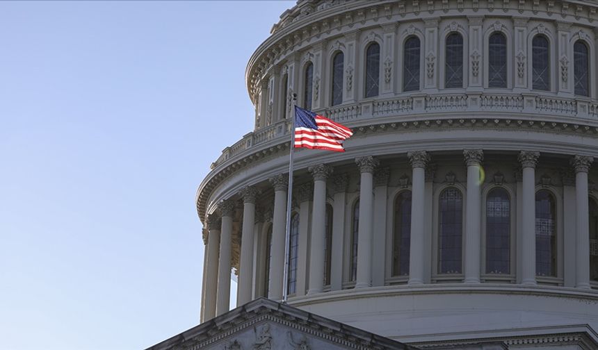ABD Başkanı Trump'ın "vergi indirimi" tasarısı Senato'dan geçti