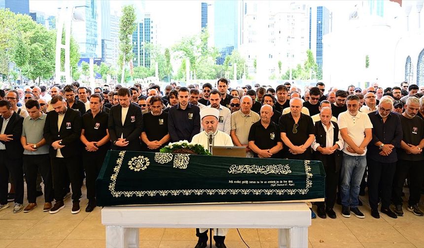 Sabri Ugan için TSYD'de tören düzenlendi