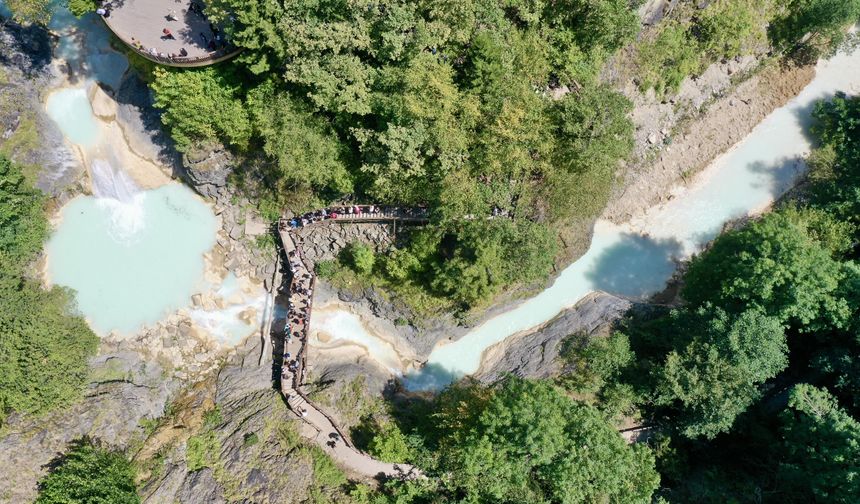 Göksu travertenleri ve Mavigöl turkuaz renkleriyle turizmde ön planda