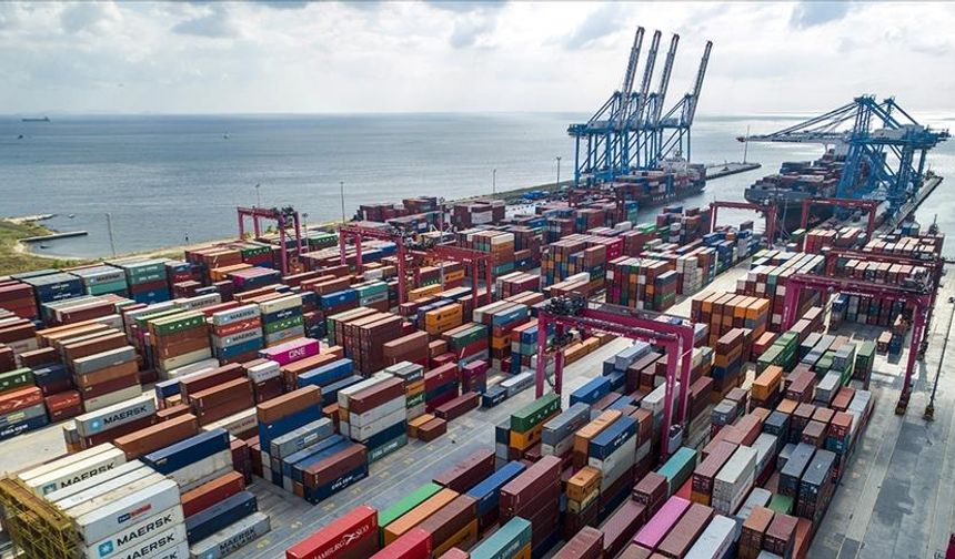 Ticaret Bakanı Bolat: Tarihimizin en yüksek temmuz ayı ihracat rekorunu kırdık
