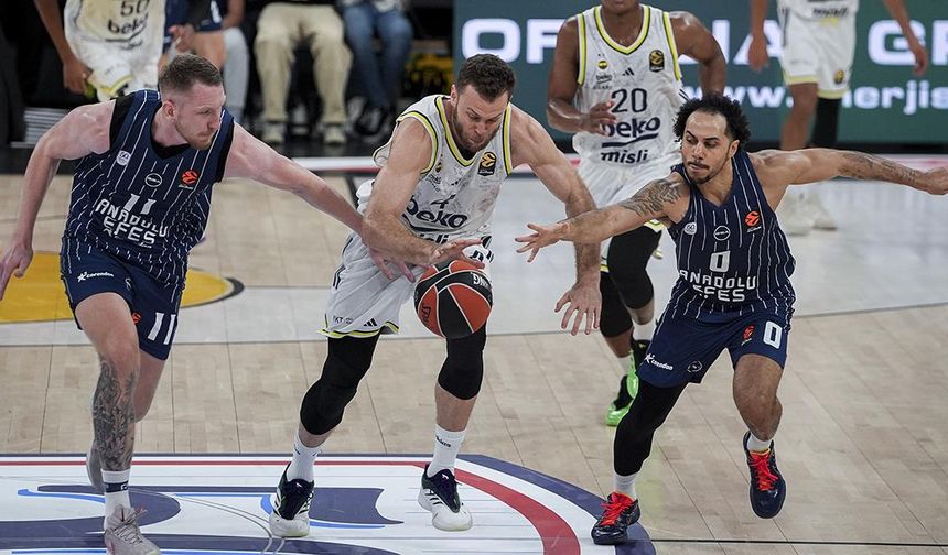Basketbol Avrupa Ligi'nde Türk derbisinin galibi Fenerbahçe Beko