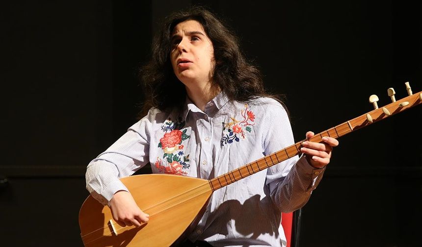 Görme engelli konservatuvar öğrencileri azimleriyle ilham veriyor