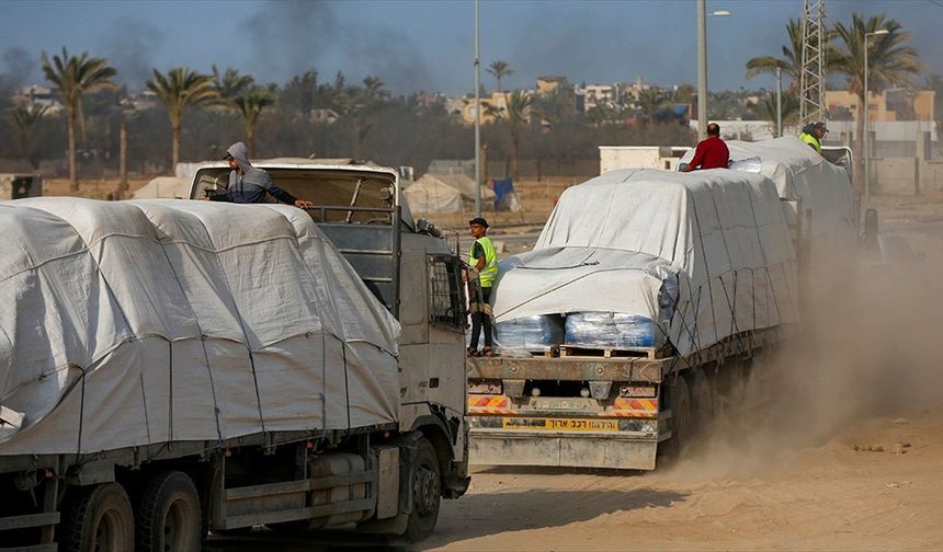 İsrail temel malzeme girişini kısıtladığı Gazze'deki trajik durumu lüks ürünlerle örtbas etmeye çalışıyor