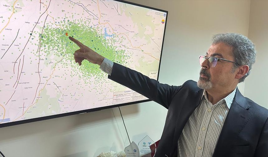 Sındırgı'daki depremlerin stres analizi yapılıyor