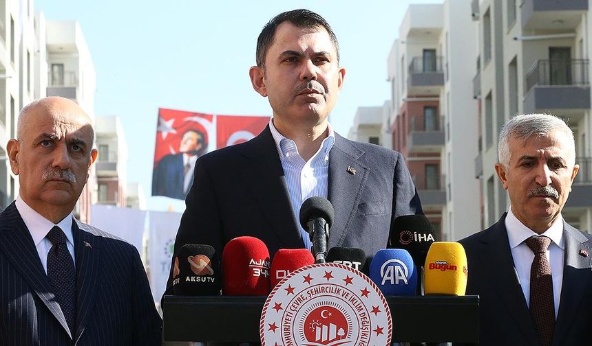 Bakan Kurum: Depremden etkilenen 11 ilde artık son tuğlalar konuluyor
