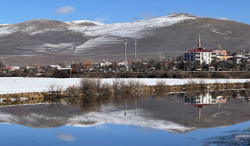 Erzurum, Kars, Ardahan ve Tunceli'de kar yerini soğuk havaya bıraktı