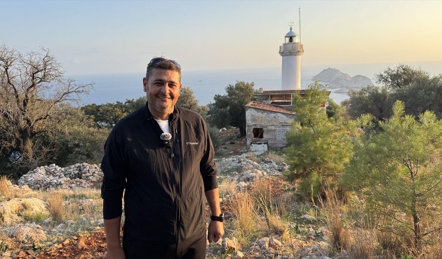 'Gelidonya'nın son fenercisi' ışıkları artık anılarını tazelemek için yakıyor