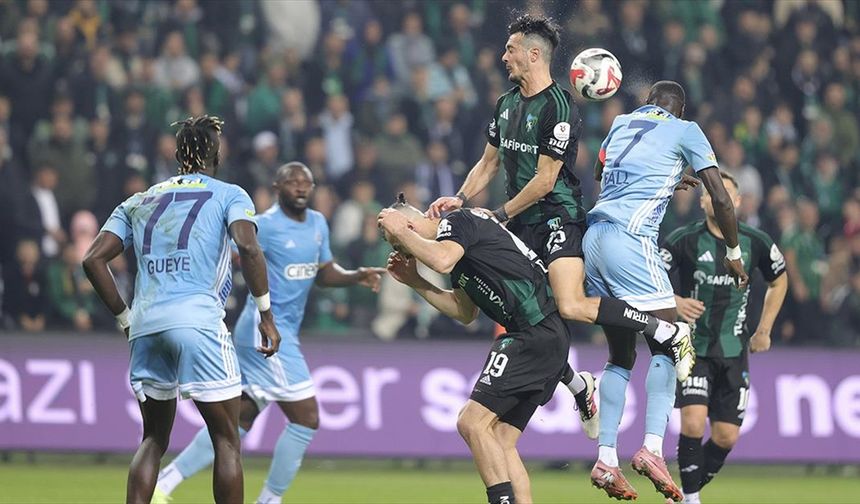 Kocaelispor-Kasımpaşa maçı golsüz beraberlikle sona erdi