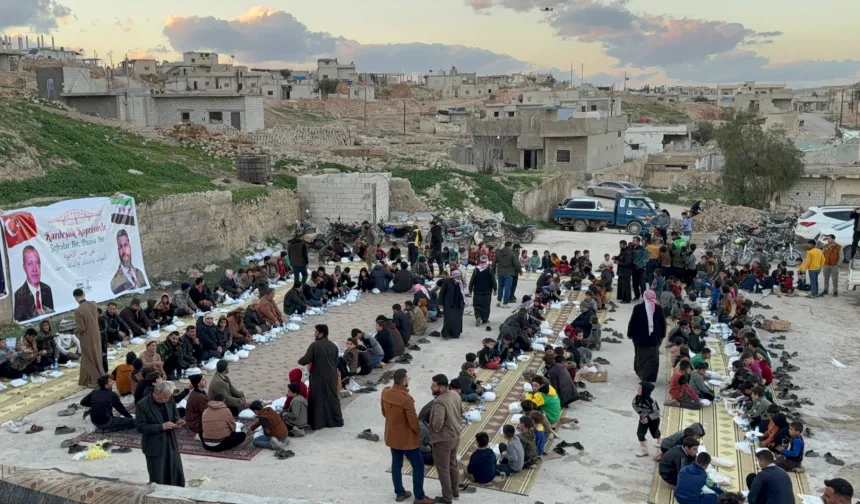Konya, Suriye'nin üç şehrinde sofra kuruyor