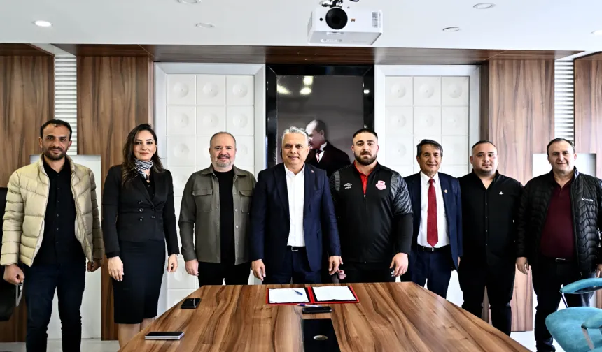 Muratpaşa'ya taze kan: Osman Kan