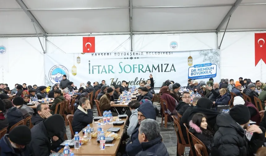 Kayseri Büyükşehir'den 30 bin kişiye iftar
