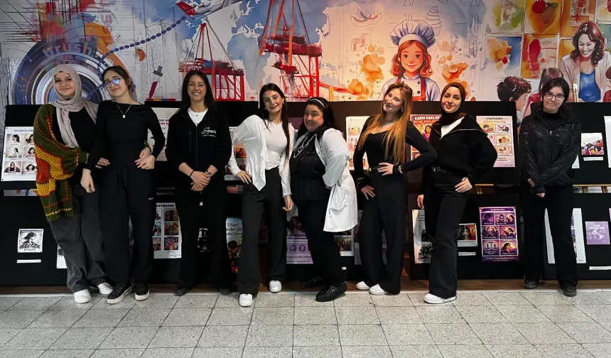 Liseli öğrencilerden 8 Mart farkındalığı