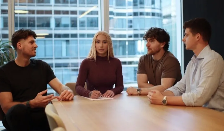Iggy Azalea, 1,3 trilyon dolarlık içerik üreticisi ekonomisinin en hızlı büyüyen platformu Fanvue'nun arkasındaki yapay zekâ şirketi SHIFT'e yatırım yaptı
